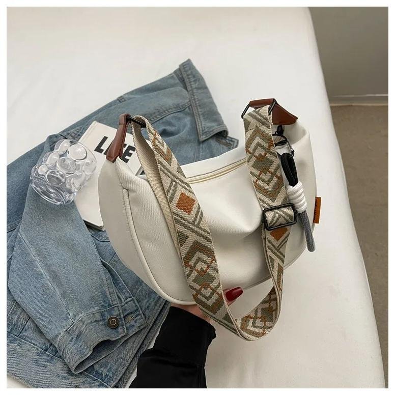 2025 New Fashion Crossbody Bag Simple Wide Shoulder Strap Design Single Shoulder Bag Original Style Commuting Dumpling Women Bag